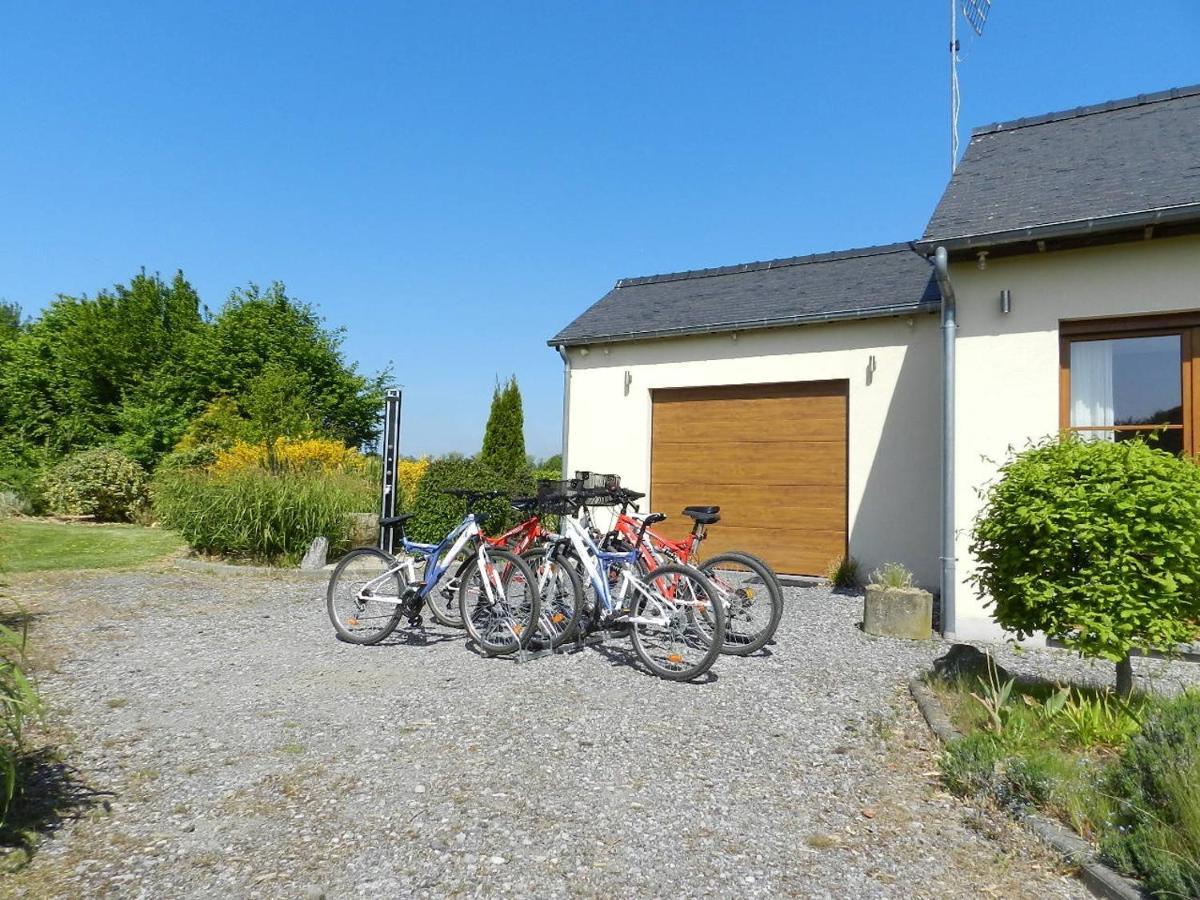 Gite La Grenouillere Esqueheries Exteriör bild