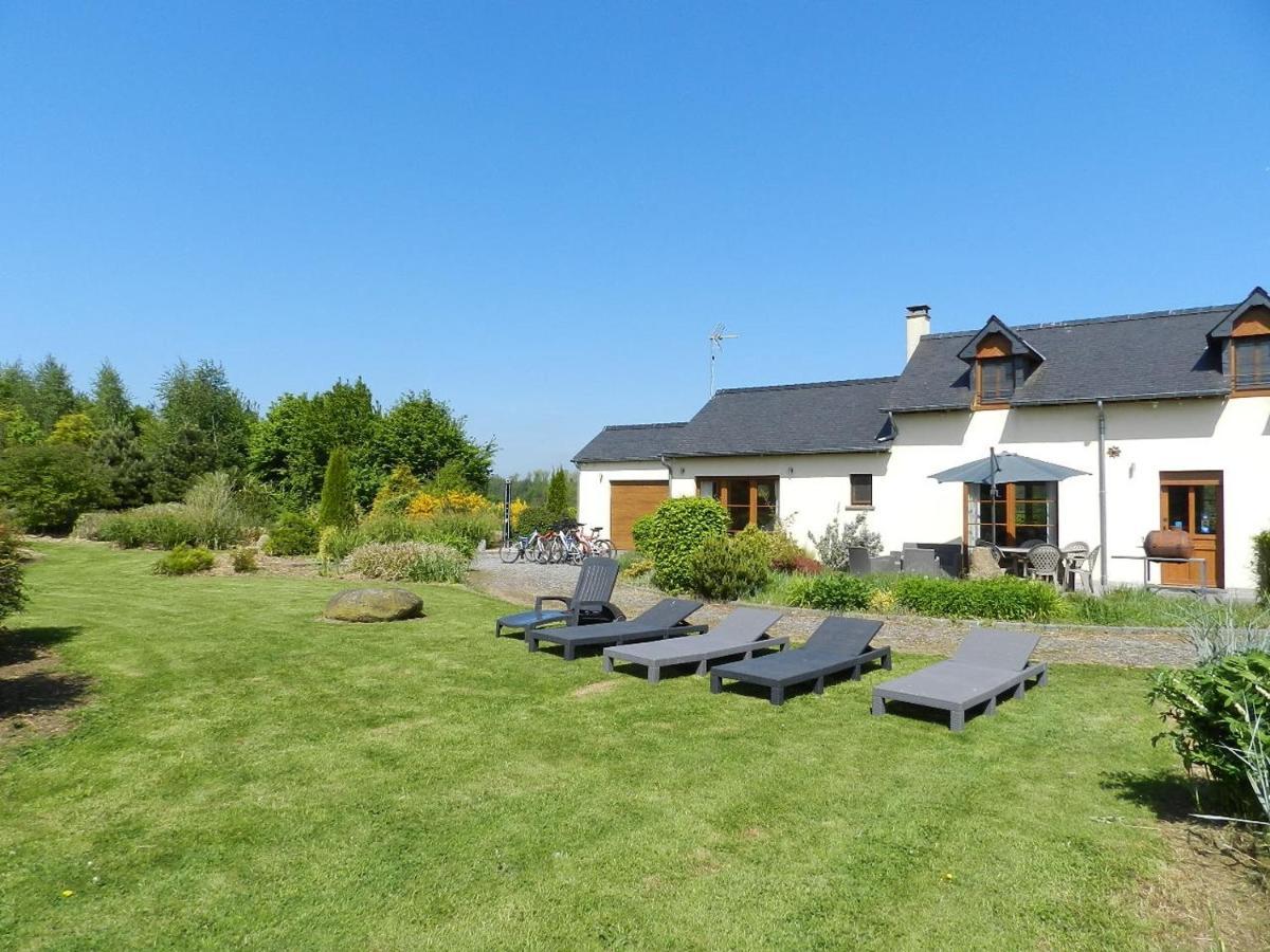 Gite La Grenouillere Esqueheries Exteriör bild
